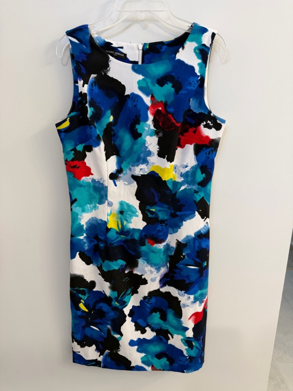 Mario Serrani Mid length dress. Size 4. Multi color. Darts- front and back.